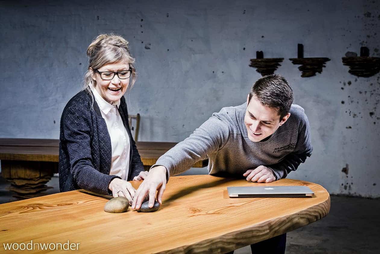 standing meeting table